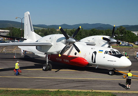 AN-32P FIREKILLER від XENA демонструє досконалість на авіафестивалі в П’єштянах, Словаччина, 2025 року